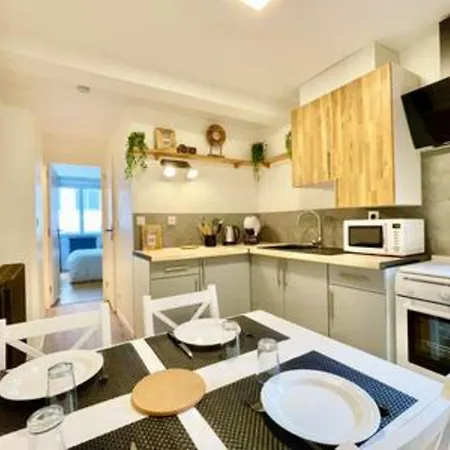 The Terrace - Near Downtown - Bbq דירה