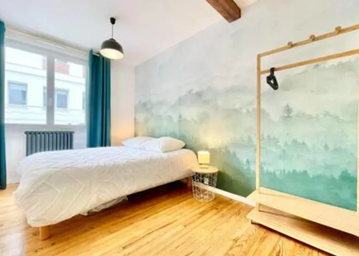 The Terrace - Near Downtown - Bbq